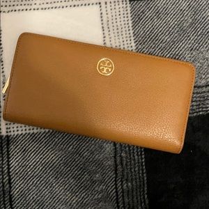 Tory Burch Wallet